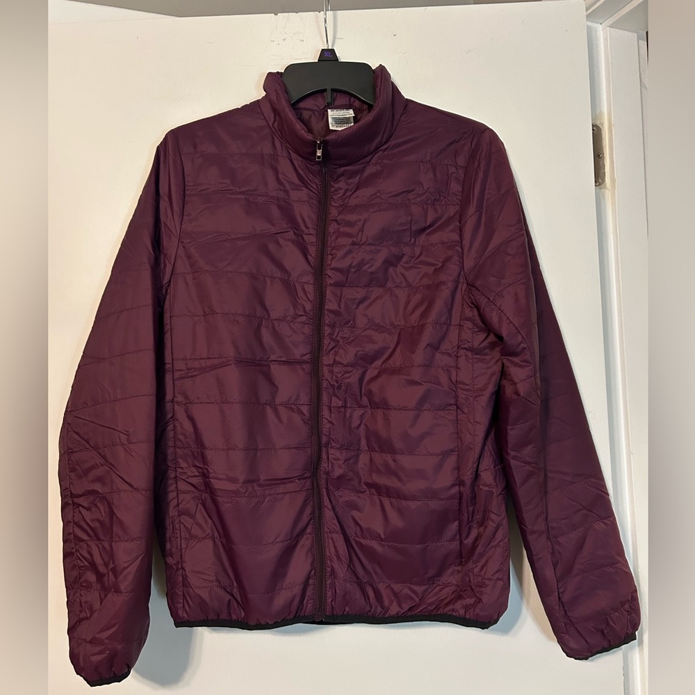 Victoria’s Secret PINK lightweight puffer jacket—small
